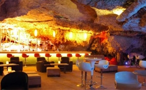 Los Aluxes Cave restaurant and bar Cancun